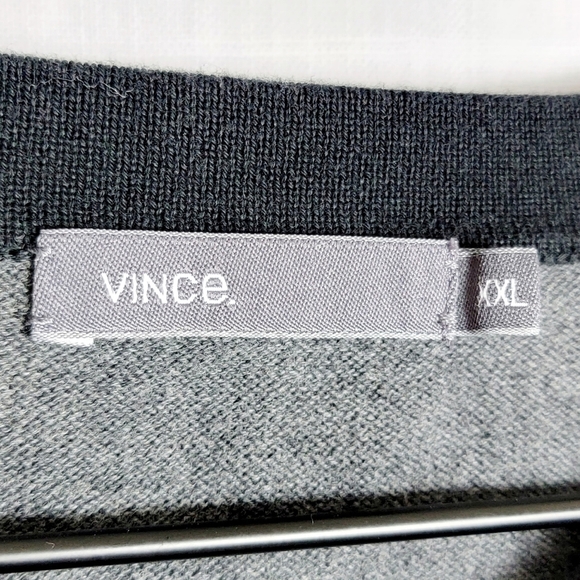 Vince 100% Cotton Long Sleeves Pullover V-Neck Men's Sweater Size XXL - Picture 2 of 5